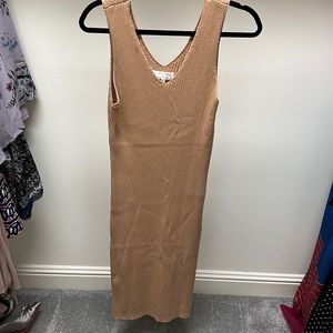 Caitlin Convincton X Pink lily dress
